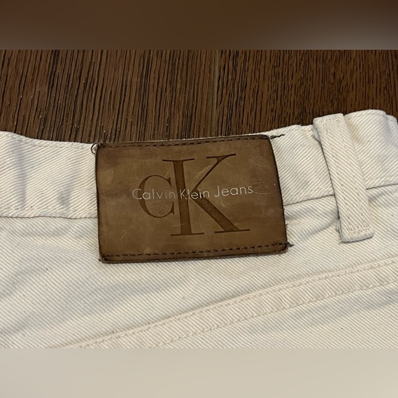 White Denim Shorts - Picture 4 of 6